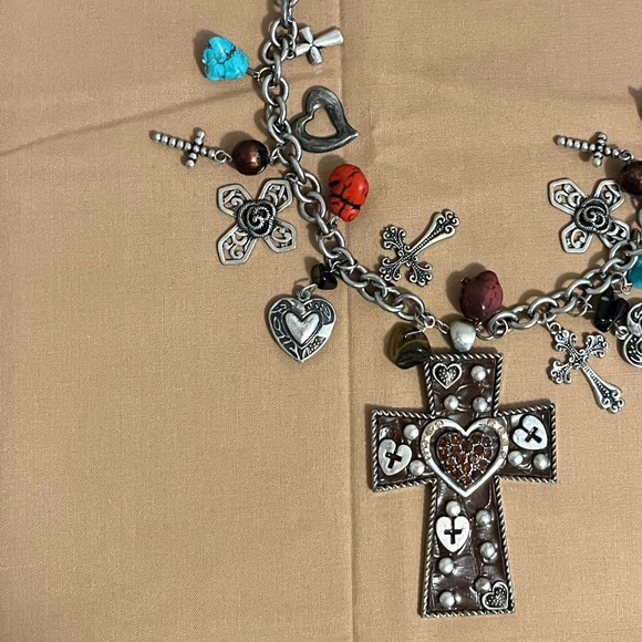 Beautiful Western Charm Cross Necklace and Earring Set Multiple Charms - Picture 5 of 6